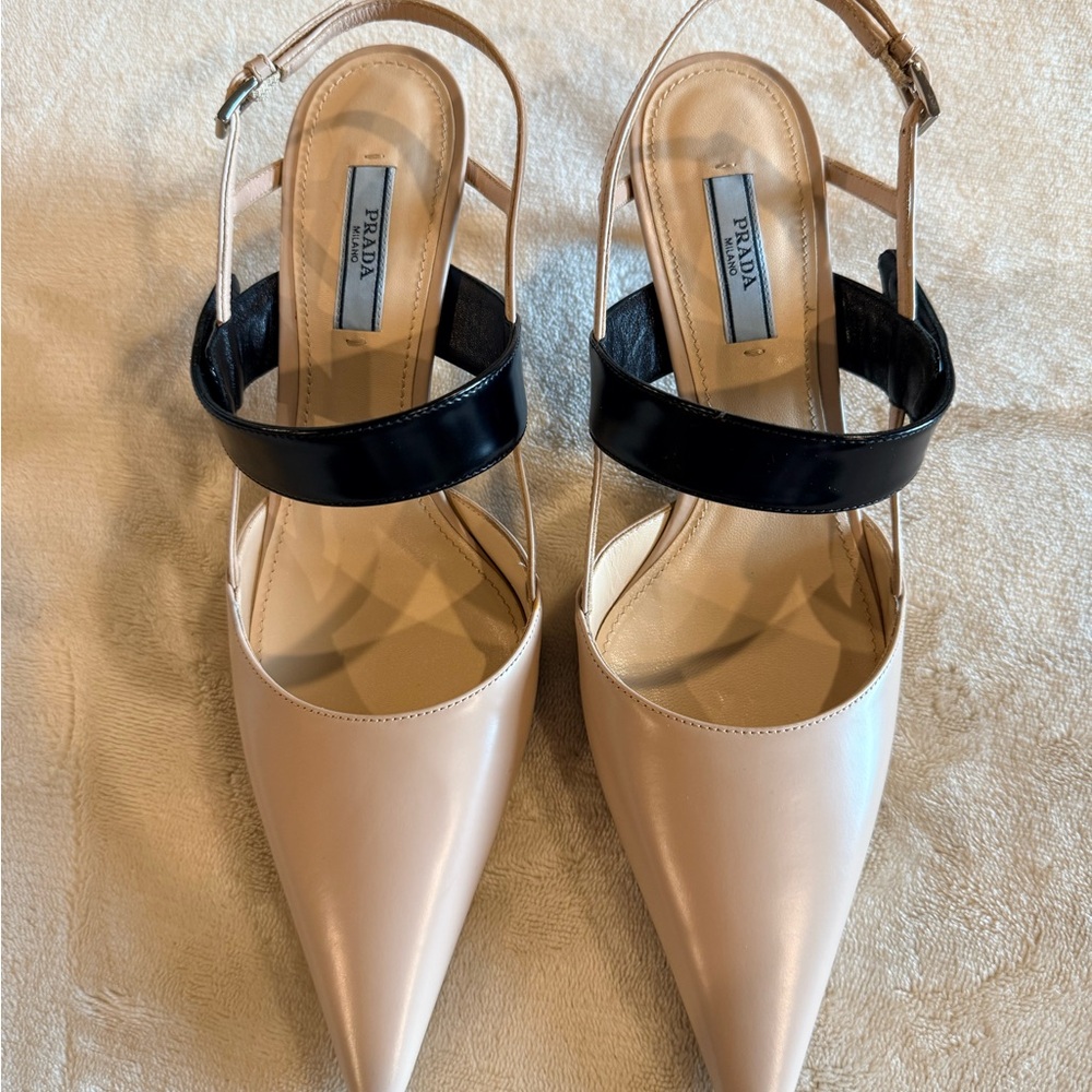 Prada Women's Black and Cream Pointed Heels